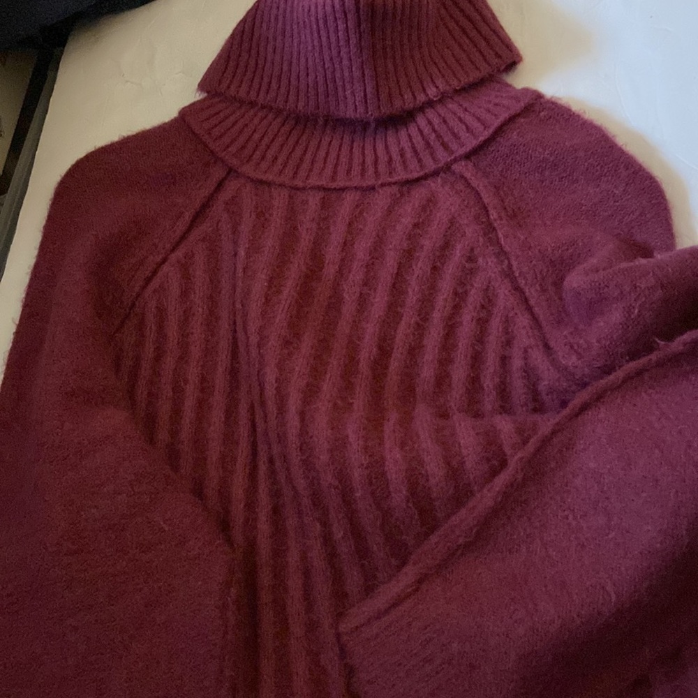 Free People sweater - Picture 8 of 11